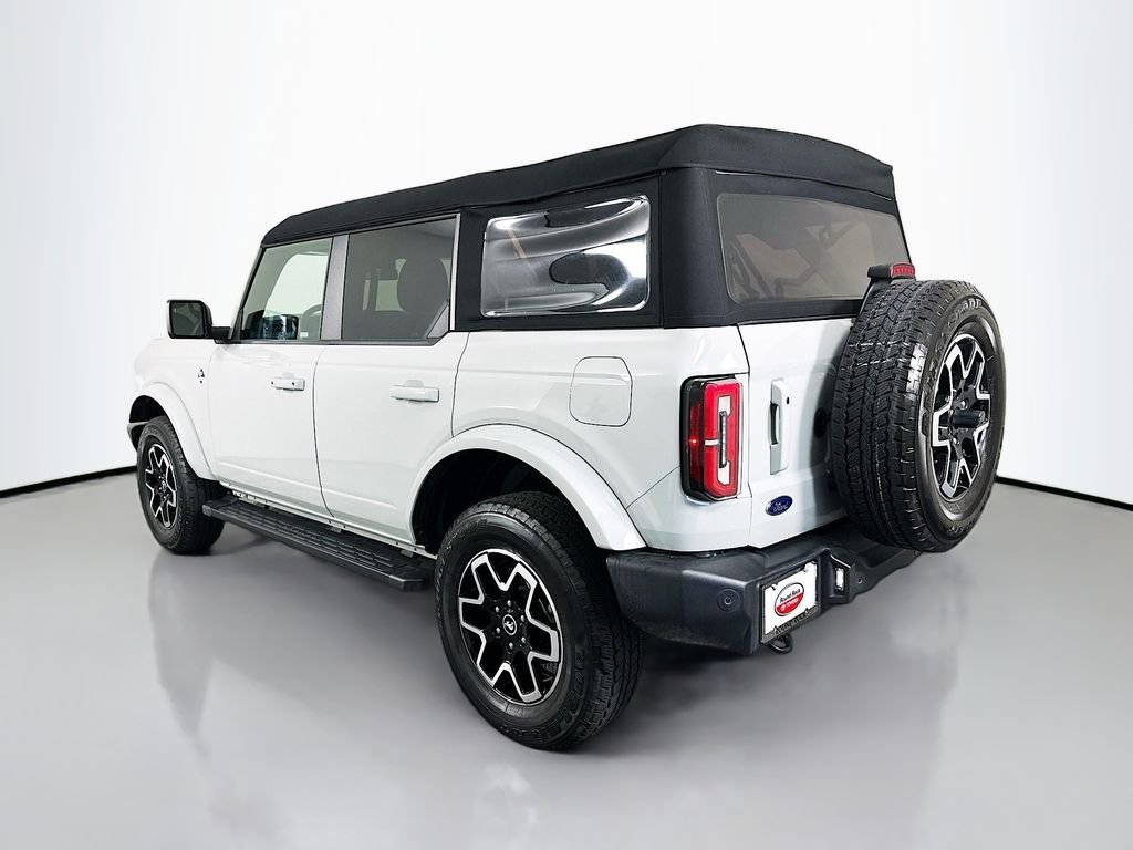 Used 2024 Green Ford Outer Banks image 7