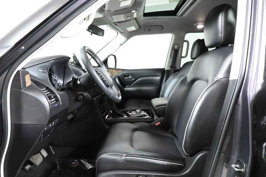 Certified Used 2023 Gray INFINITI Premium Select image 3