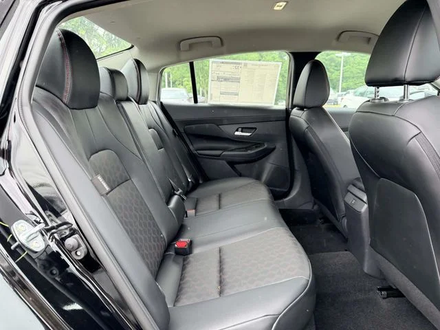 2026 Nissan Sentra SR - Photo 11