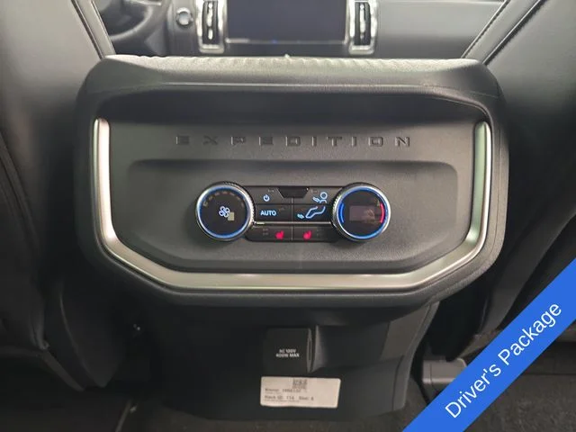 New 2027 Glacier Gray Metallic Tri-Coat Ford MAX Platinum image 16