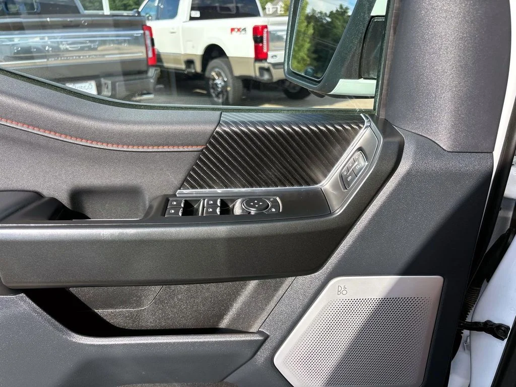 Used 2025 Oxford White Ford Raptor image 18