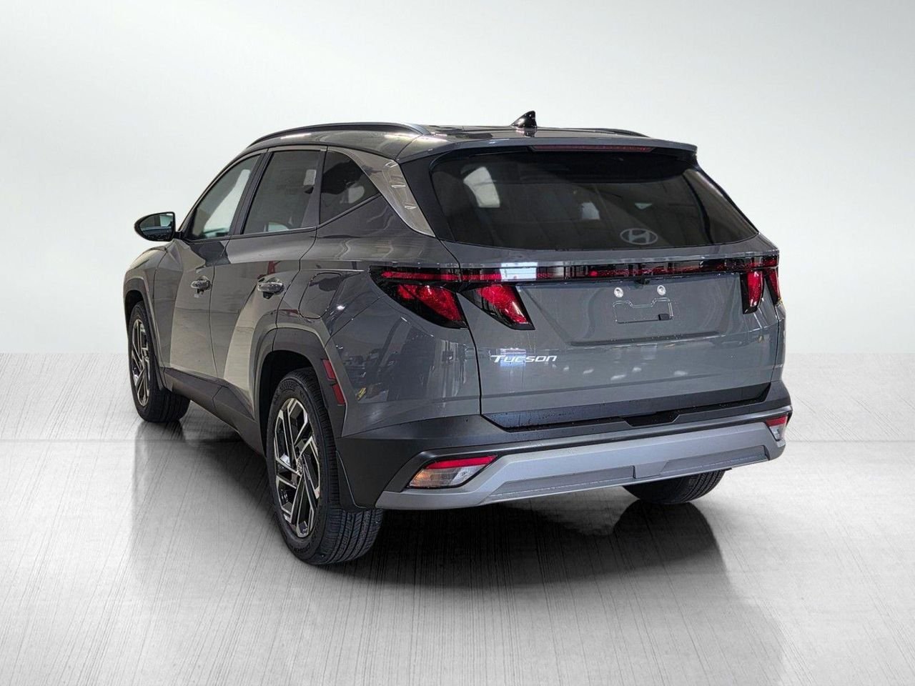 New 2026 Hampton Gray Hyundai SEL Plus FWD image 5