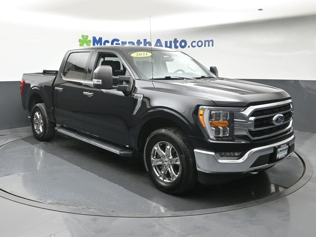 Used 2021 Black Ford XLT image 2
