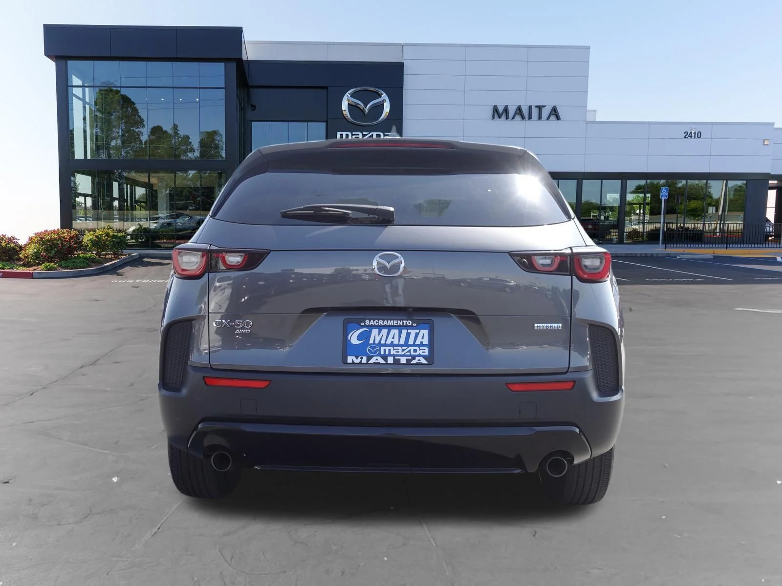 Certified Used 2025 Machine Gray Metallic Mazda Premium image 5