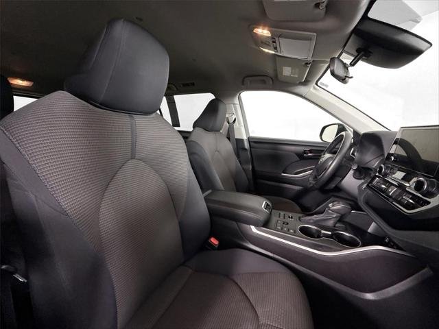 Certified Used 2024 MAGNETIC GRAY MET. Toyota  image 39
