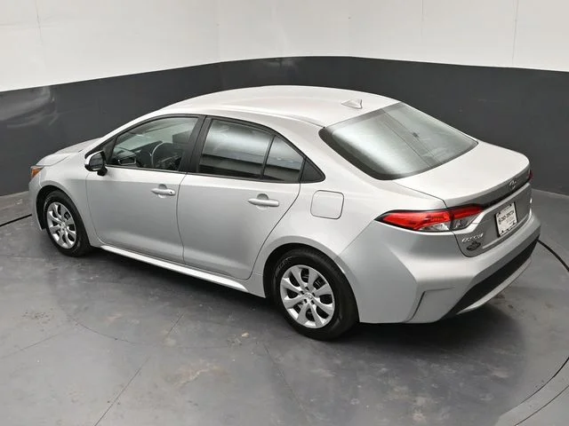 Used 2022 Silver Toyota LE image 30