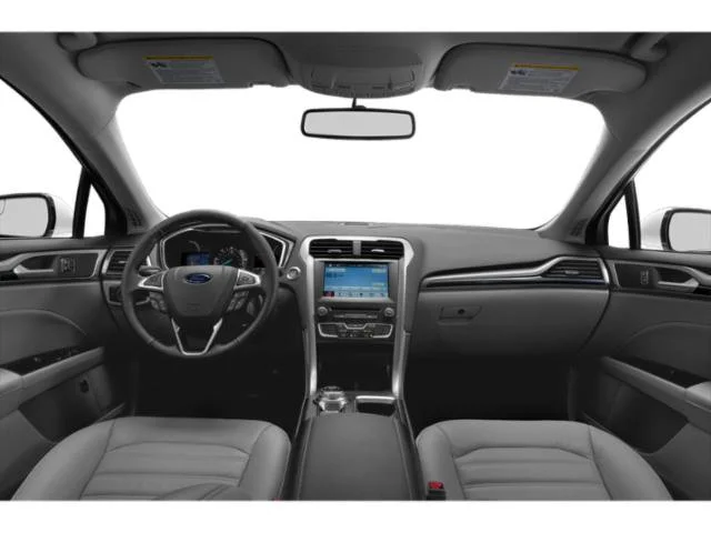 Used 2018  Ford SE image 8