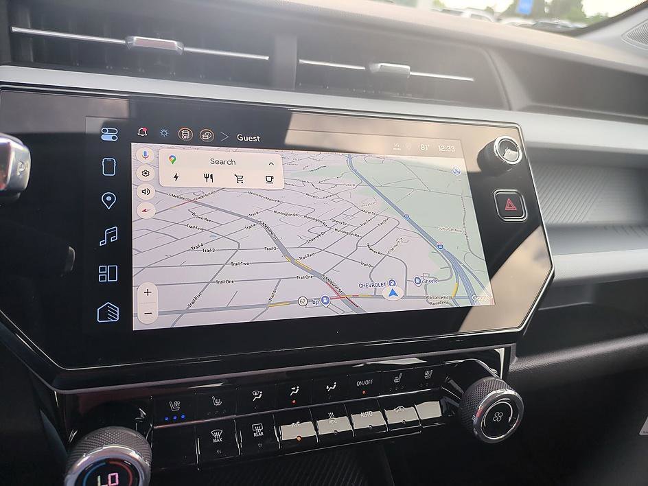 2027 Chevrolet Bolt RS - Photo 21