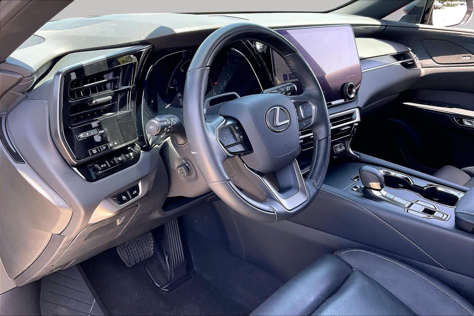 Used 2023 Nebula Gray Pearl Lexus Luxury image 15