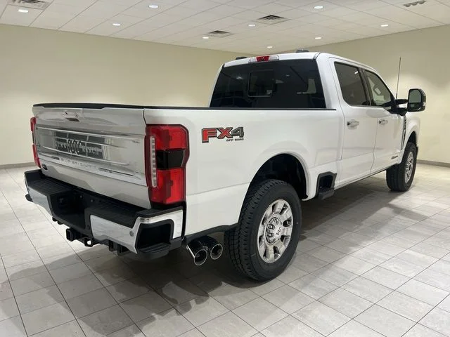 New 2026 Star White Metallic Tri-Coat Ford F-250® King Ranch® image 37