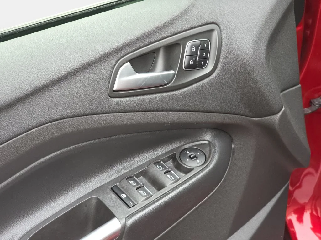 Used 2018 Red Ford Titanium image 26