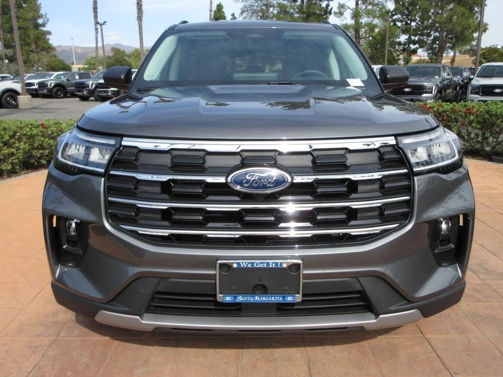 New 2026 Carbonized Gray Metallic Ford Active image 8