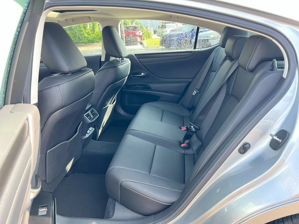 Certified Used 2025 IRIDIUM Lexus 350 image 19