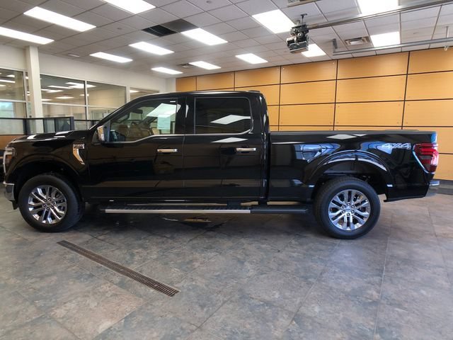 New 2026 Agate Black Metallic Ford Lariat® image 4