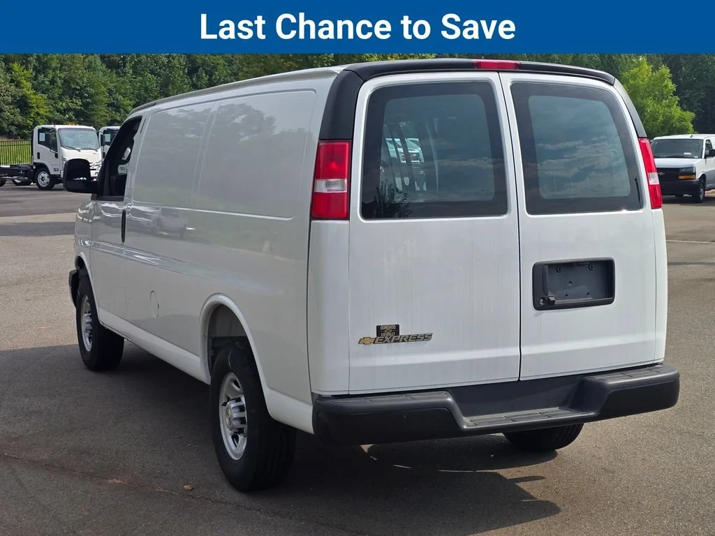 2025 Chevrolet Express Cargo Work Van - Photo 35