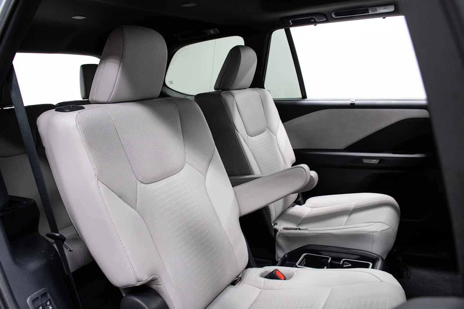 Used 2025 Celestial Silver Metallic Lexus Premium image 23