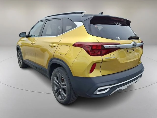 Used 2021 Yellow Kia S image 6