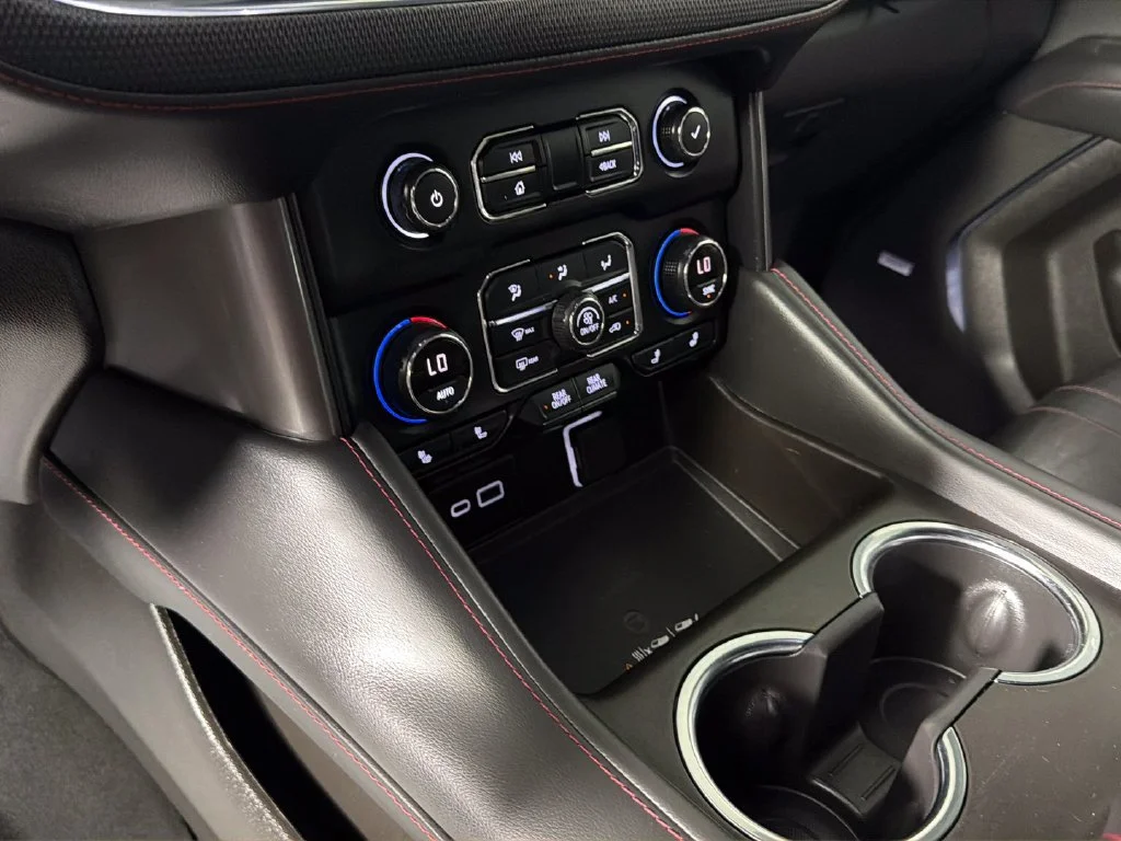 Used 2021 BLACK Chevrolet RST image 24