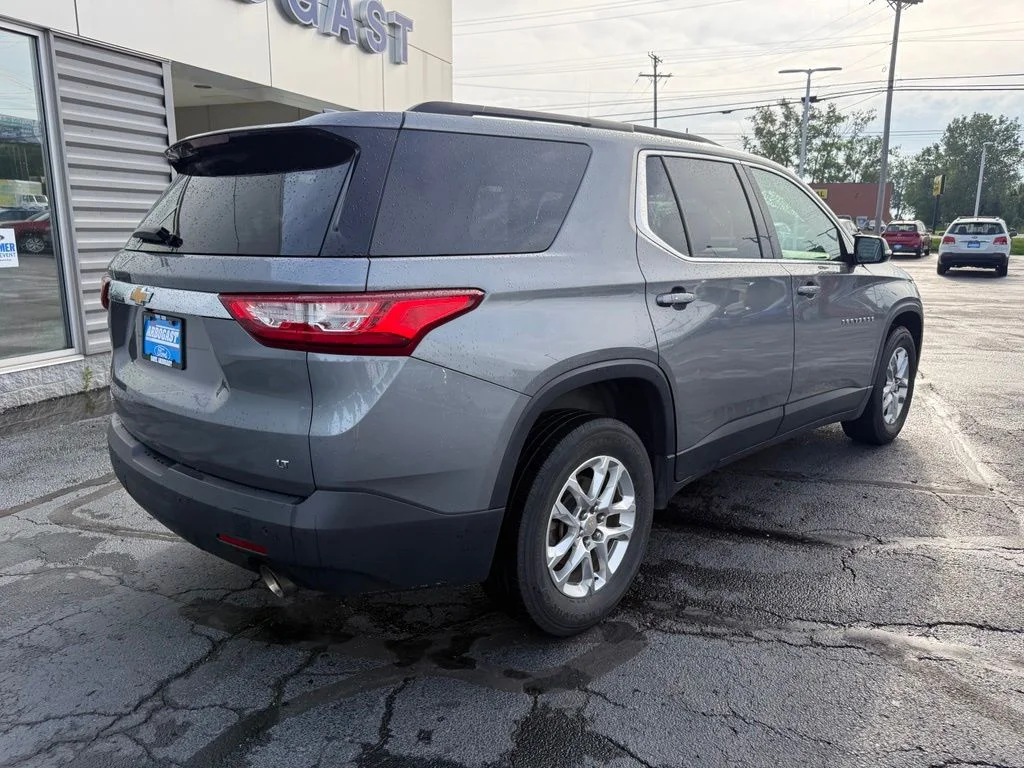 Used 2019 Gray Chevrolet 3LT image 6