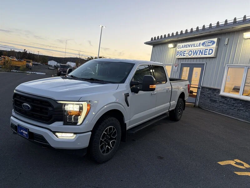 Used 2021 White Ford XLT Sport image 2