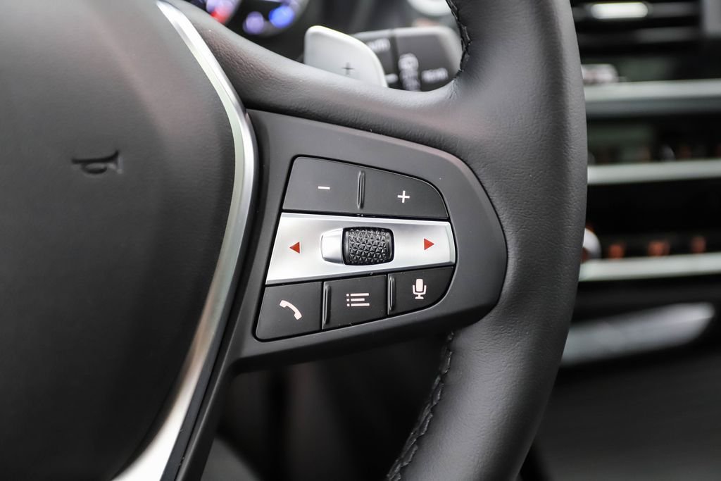 Used 2021 Alpine White BMW xDrive30i image 22