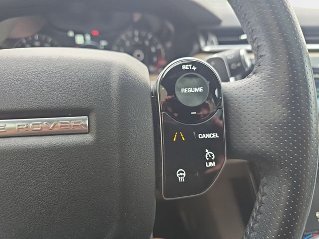 Used 2018 Silver Land Rover S image 21