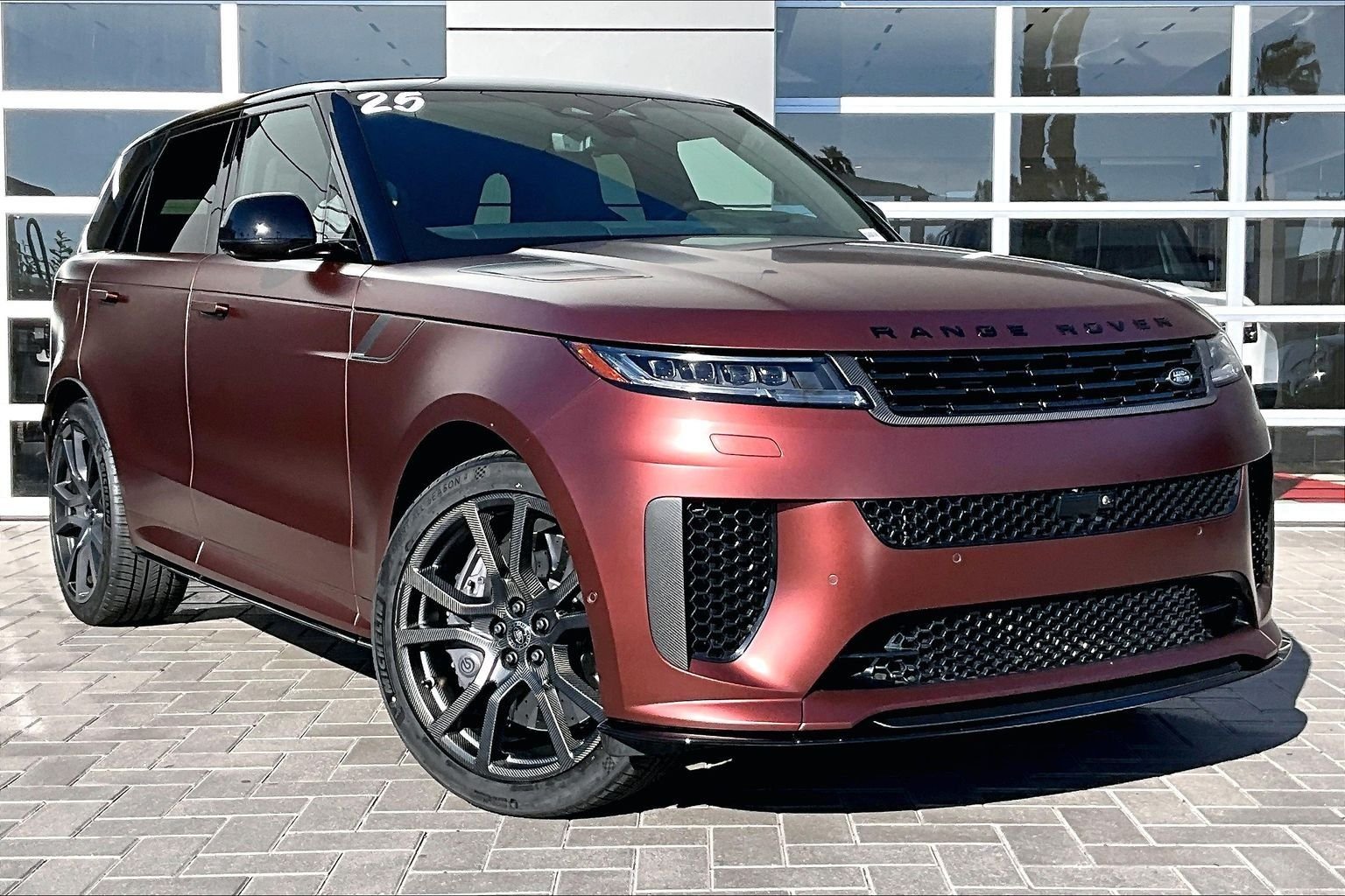 Used 2025 Brown Land Rover SV Edition Two image 3