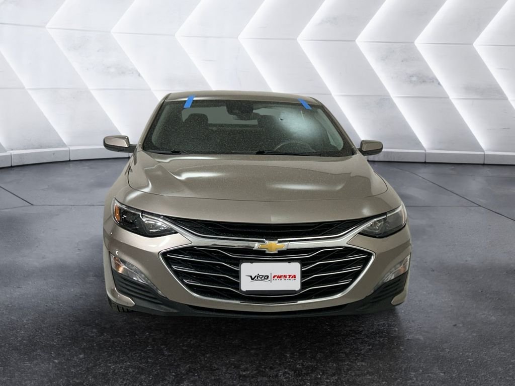 Used 2023 Gray Chevrolet LT image 2