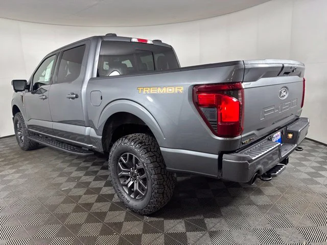 New 2026 Carbonized Gray Metallic Ford Tremor image 5