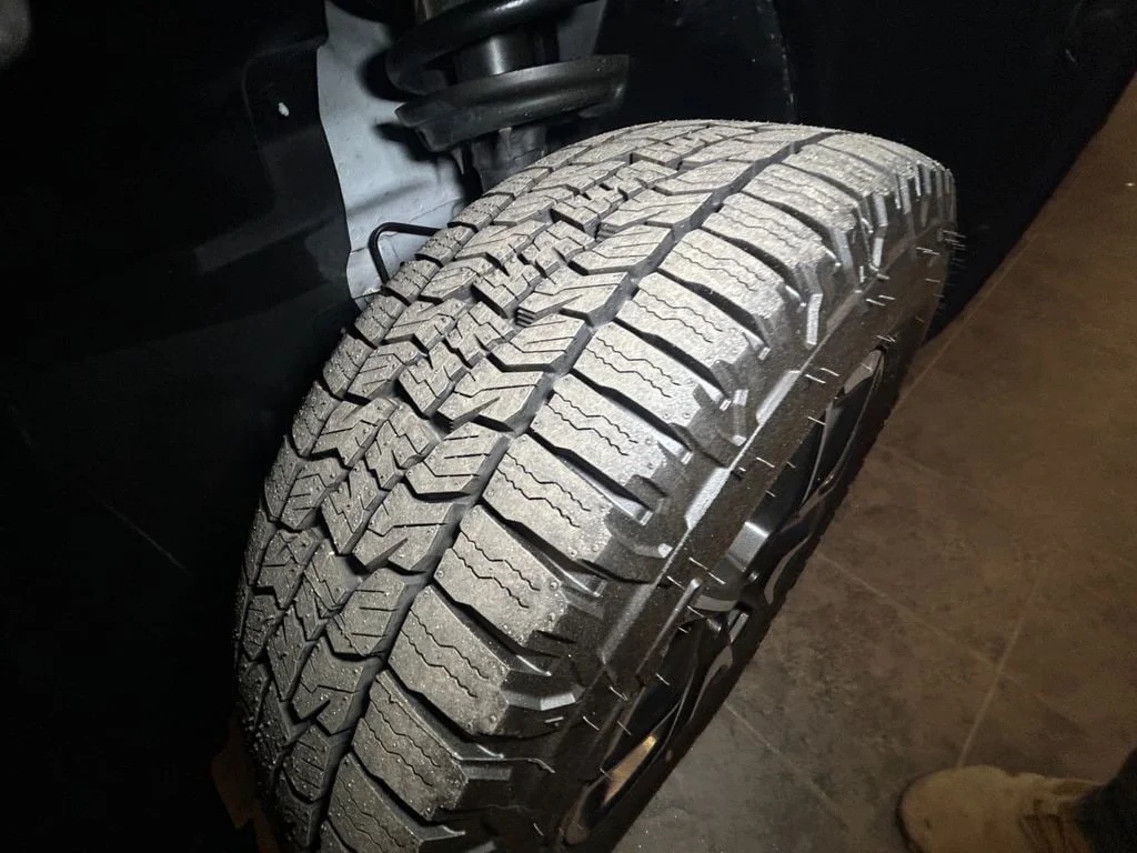 Used 2025 Bright White Jeep Trailhawk image 24