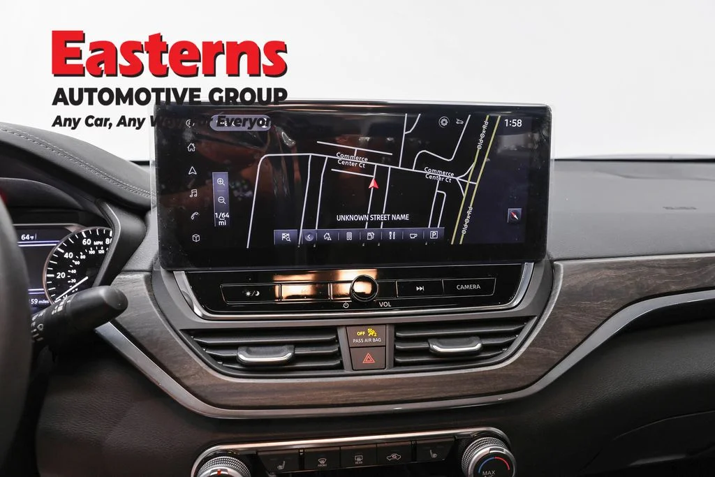 Used 2024 Red Nissan 2.5 SV image 12