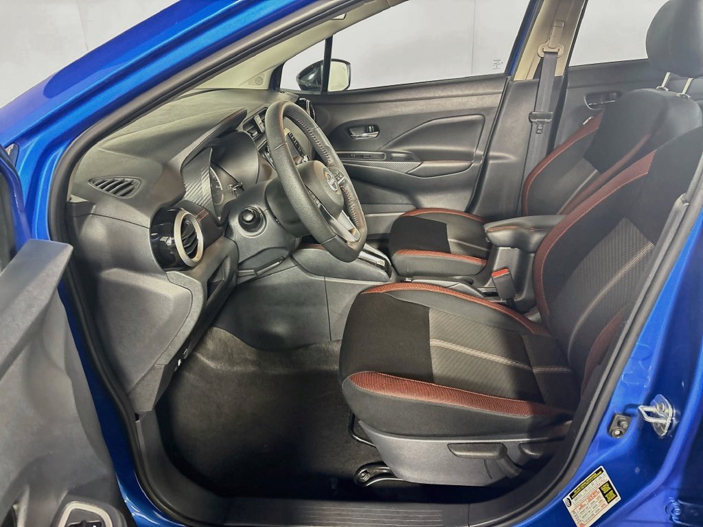 Used 2024 Blue Nissan 1.6 SR image 11