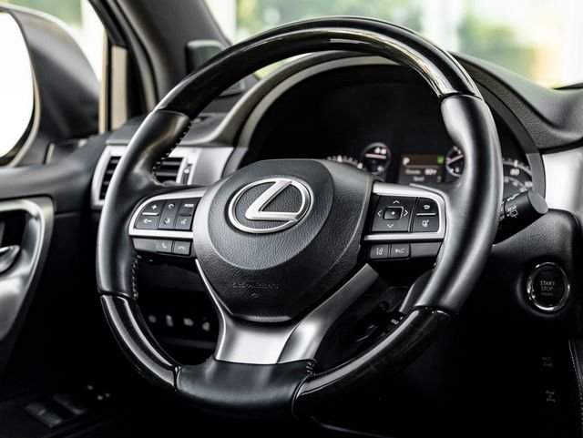 Used 2023 White Pearl Lexus 460 image 24