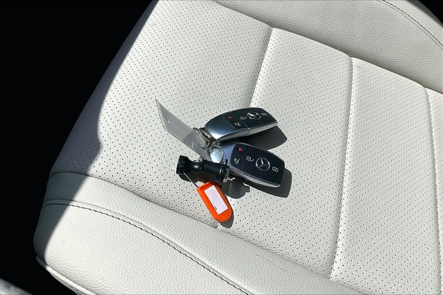 Used 2026 Obsidian Black Metallic Mercedes-Benz GLE 450 image 14