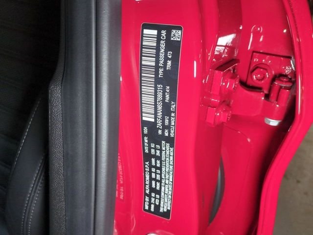 New 2025 Alfa Rosso (Red) Exterior Paint Alfa Romeo Base image 30