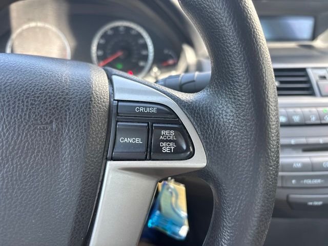 Used 2011 Gray Honda LX image 19