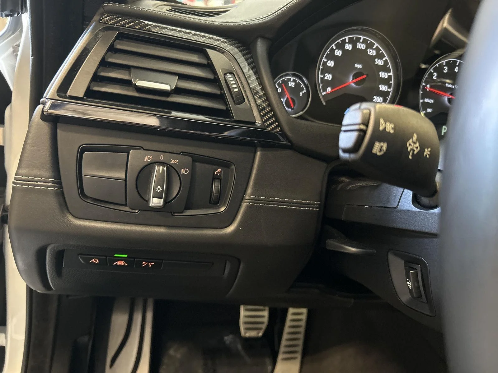 Used 2015 Moonstone Metallic BMW 2dr Cpe image 18