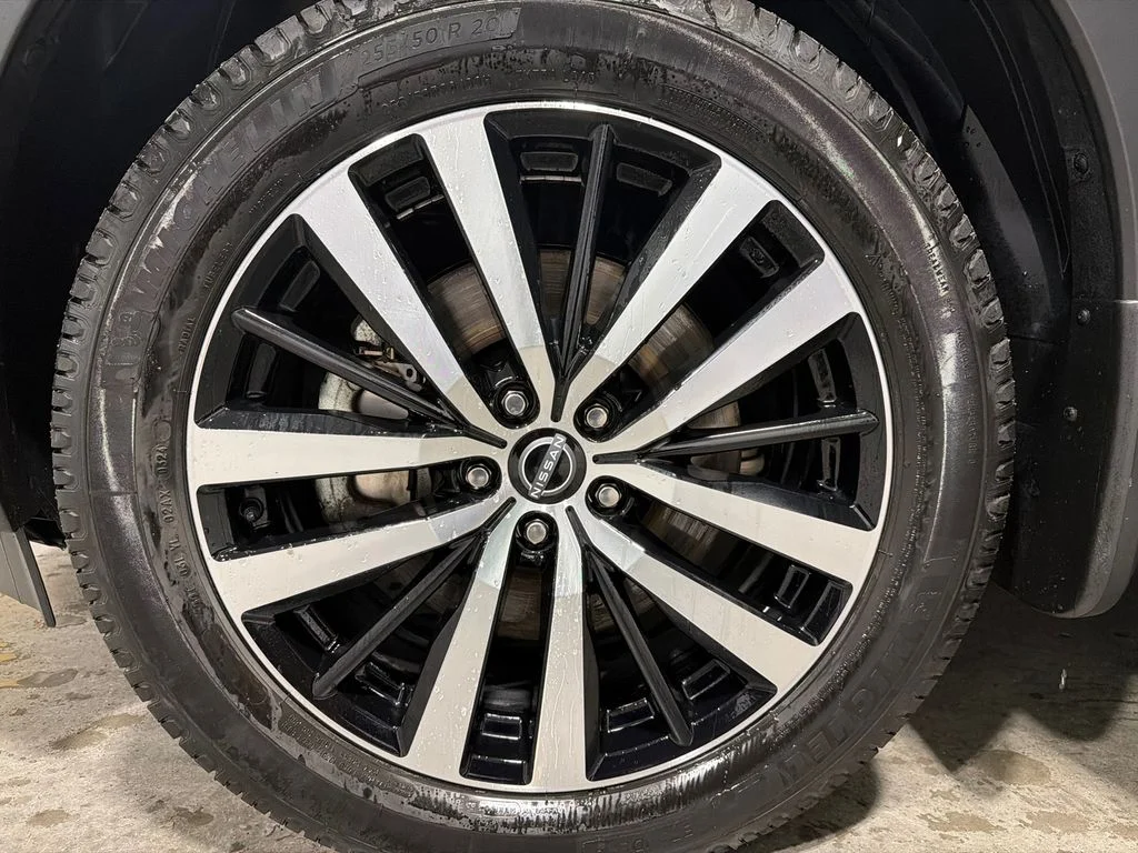 Used 2024 Super Black Nissan Platinum image 50