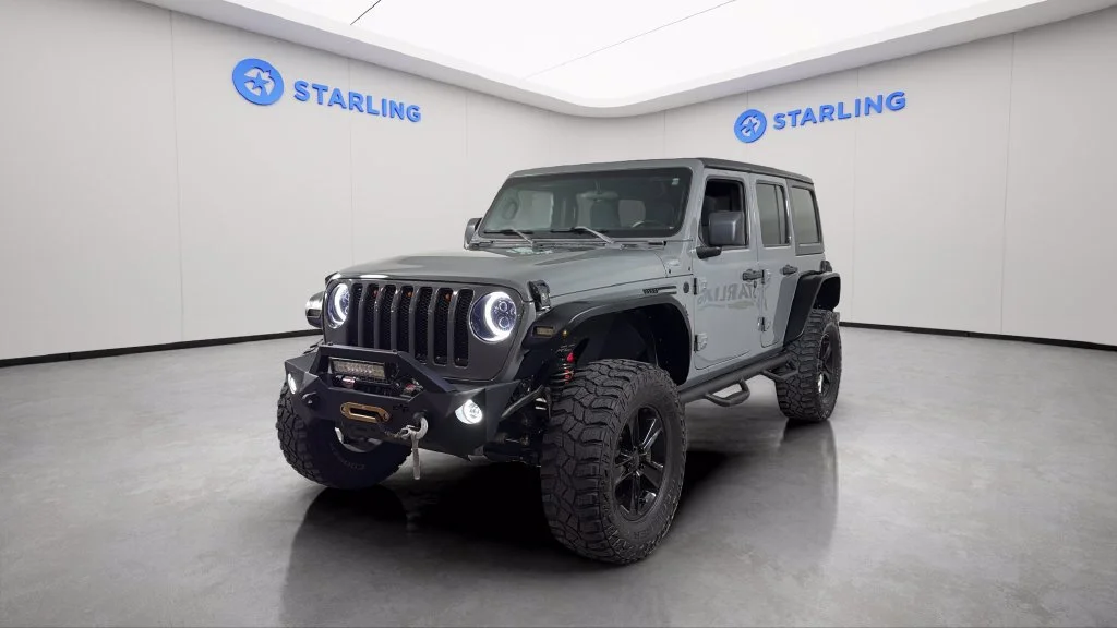 Used 2021 Gray Jeep Sport Altitude 4x4 image 17