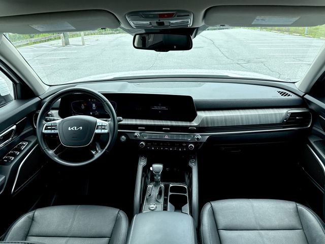 Certified Used 2025 White Kia EX image 7