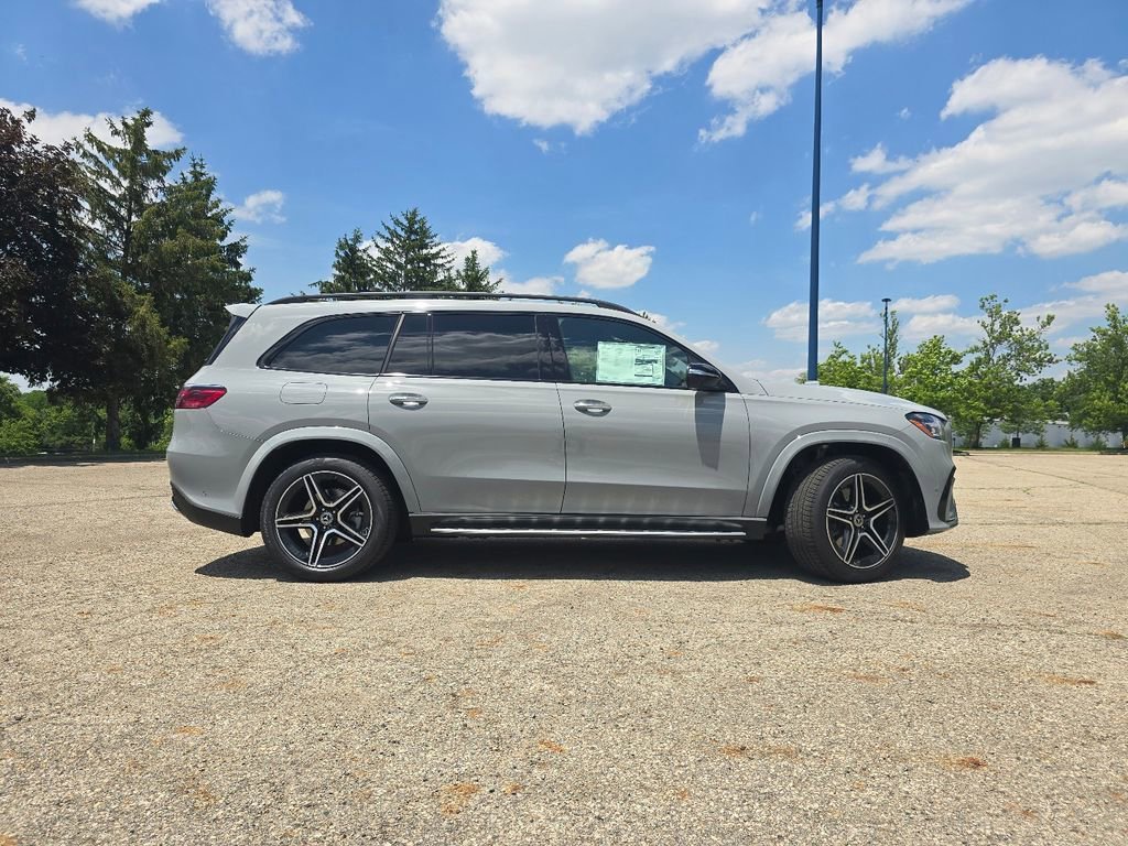 New 2026 MANUFAKTUR Alpine Grey Mercedes-Benz GLS 450 image 57