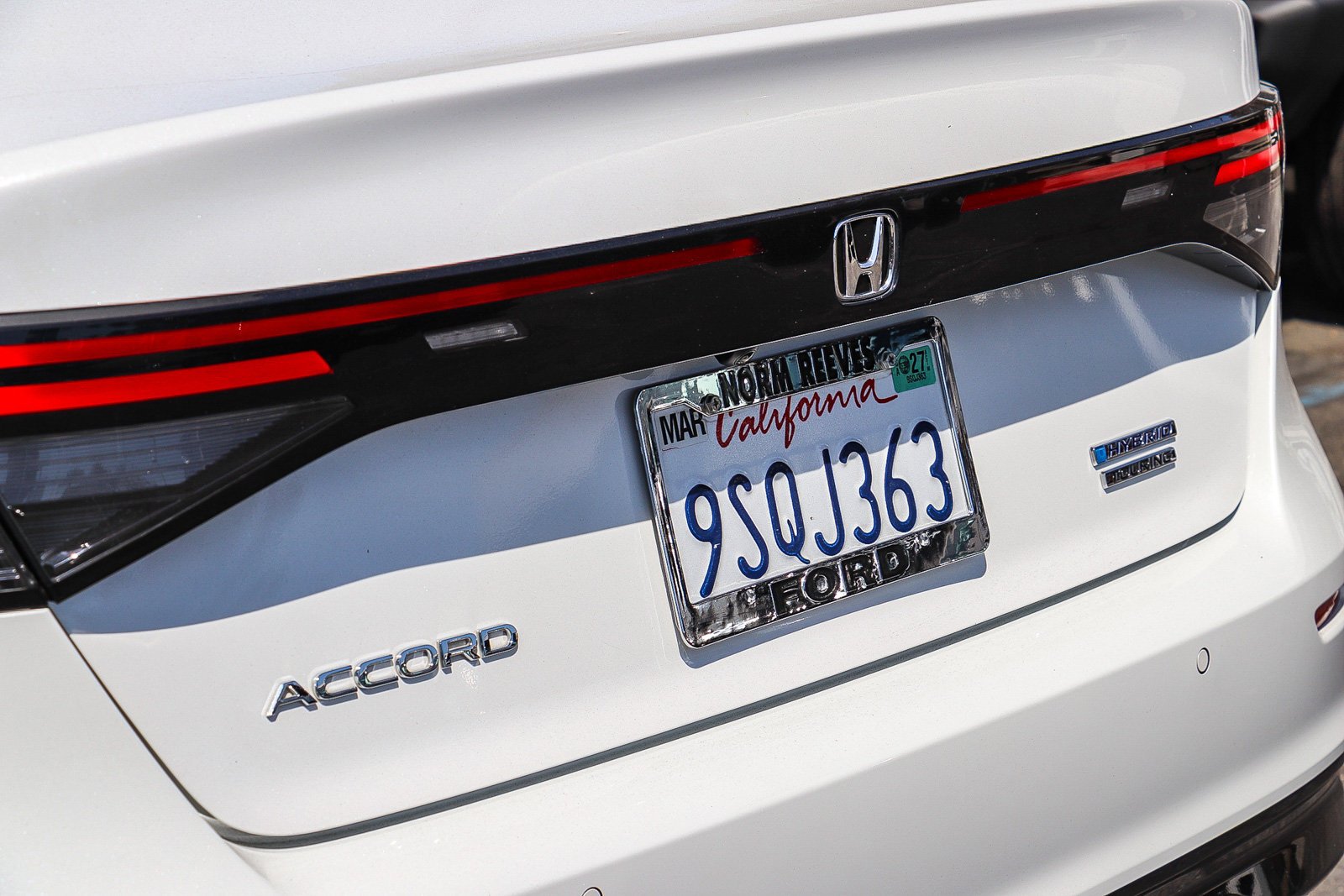 Used 2025 White Honda Touring image 12