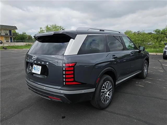 New 2026 Ecotronic Gray Pearl Hyundai SEL Premium image 5