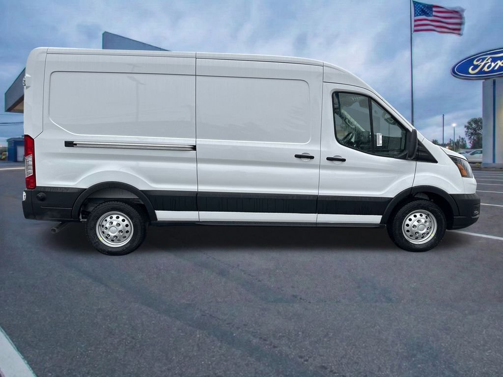 New 2026 Oxford White Ford Base image 6