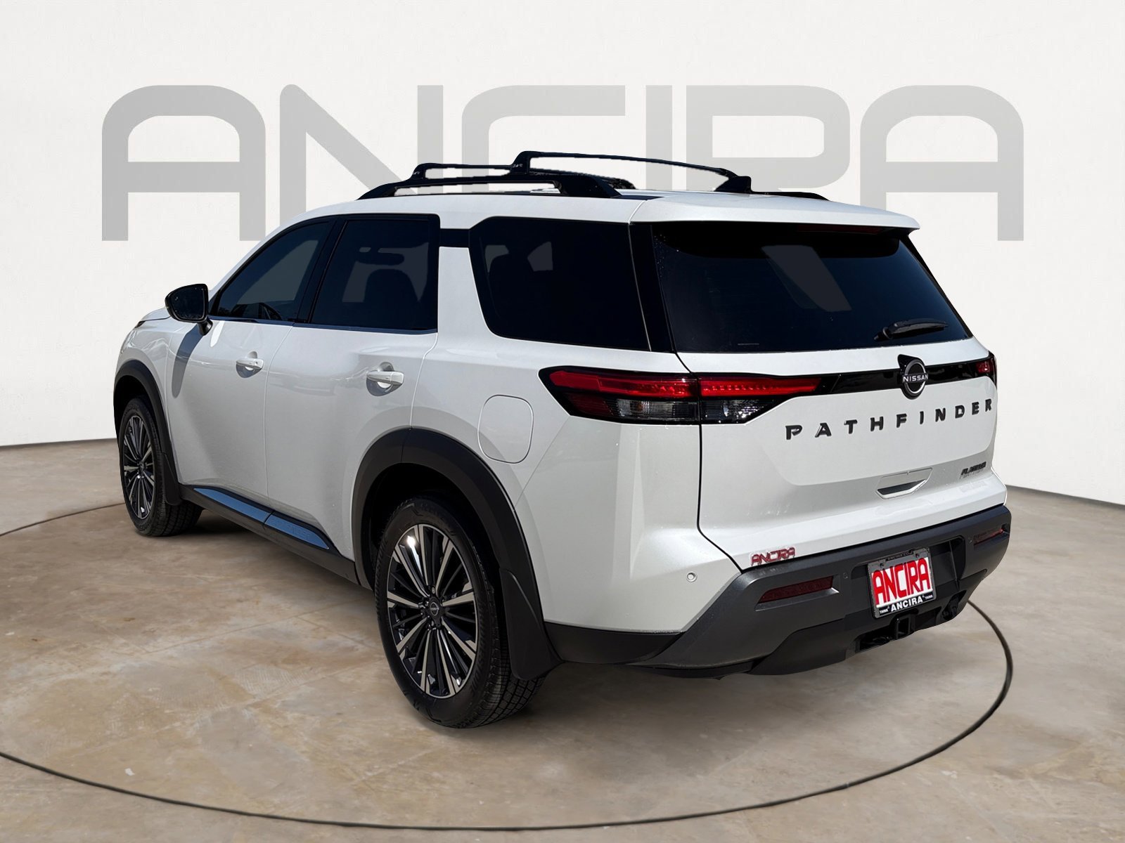 New 2026 Everest White Pearl Tricoat Nissan Platinum image 8