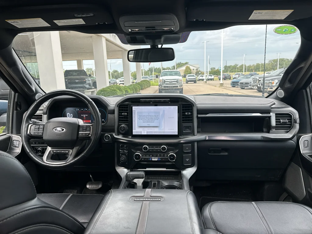 Used 2023 BLUE Ford Platinum image 3