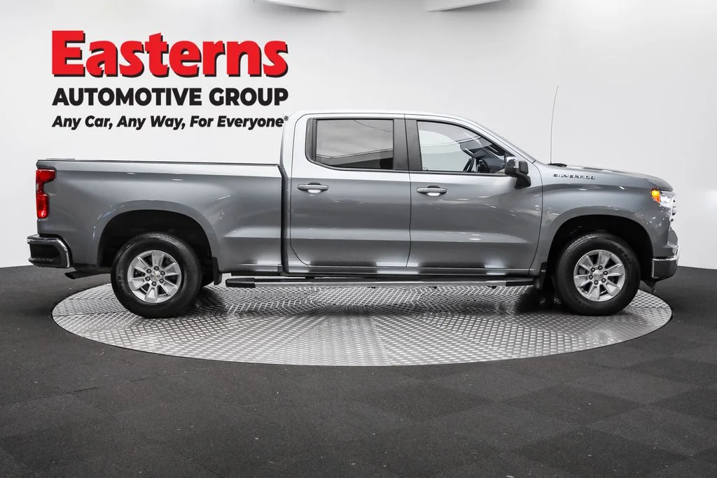 Used 2024 Gray Chevrolet LT image 3