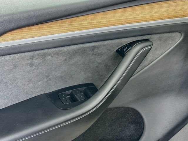 Used 2024 Black Tesla Long Range image 17