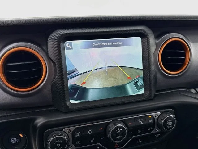 Used 2021 White Jeep Mojave image 14