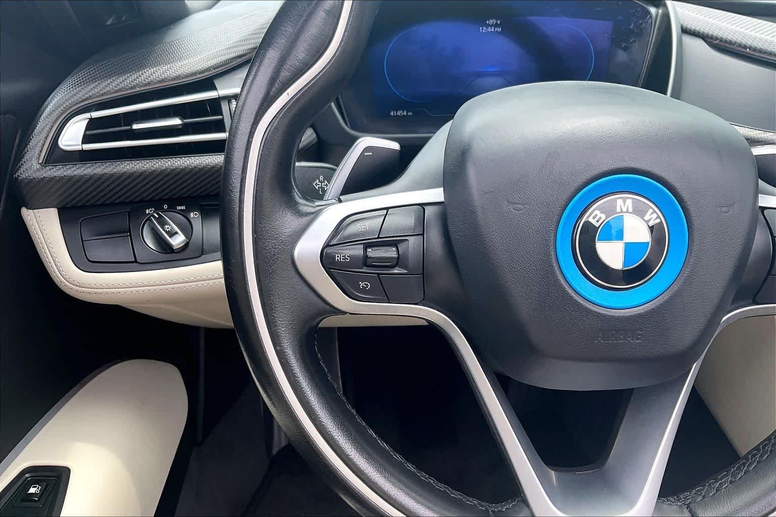 Used 2019 Crystal White Pearl Metallic w/Frozen Gray Accent BMW  image 20